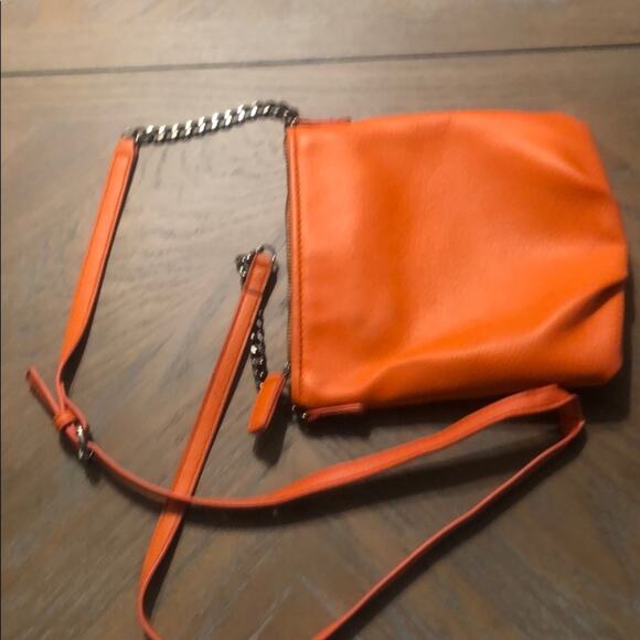 Kenneth Cole Reaction Orange Crossbody Purse - Picture 5 of 7
